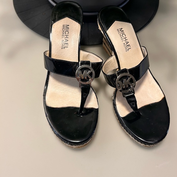 Michael Kors Black and Cream Wedge Sandals - Picture 6 of 10